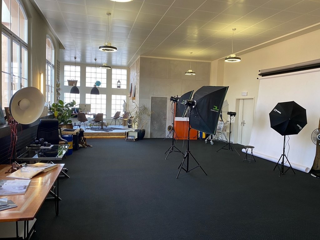 151m² commercial