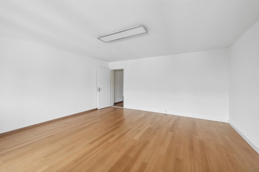 78m² office