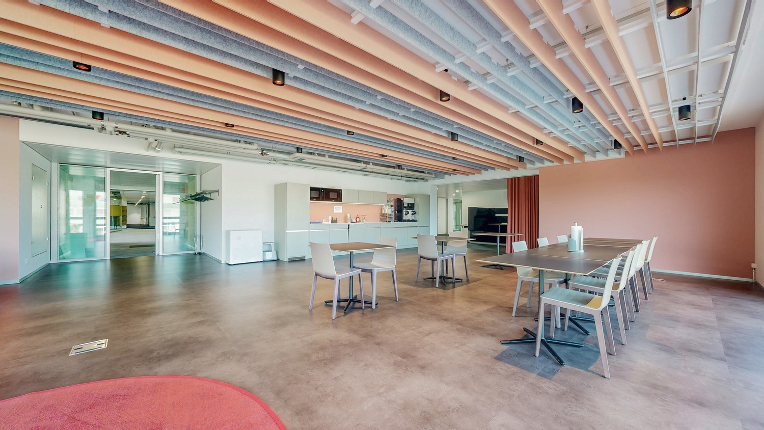 1068m² office