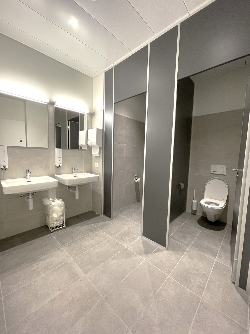 197m² commercial