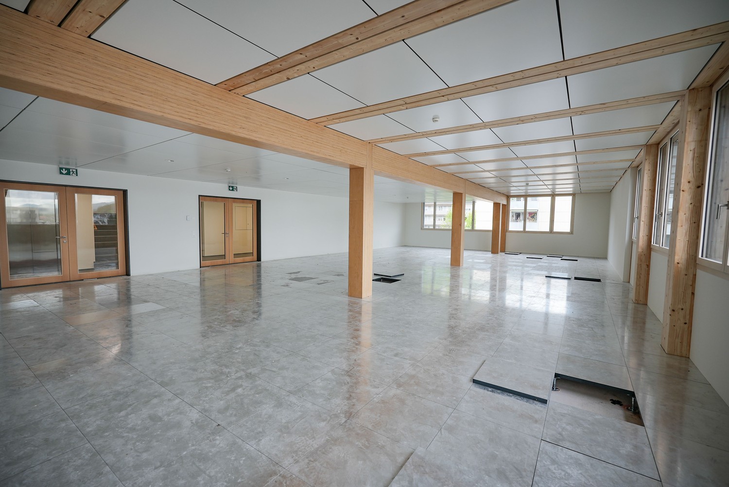 197m² commercial
