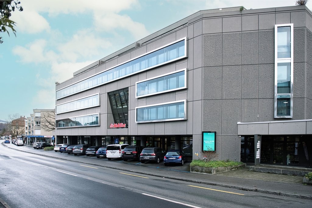 negozio di 179m²