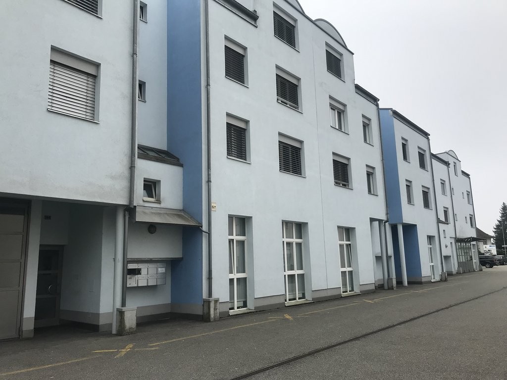 45m² shop
