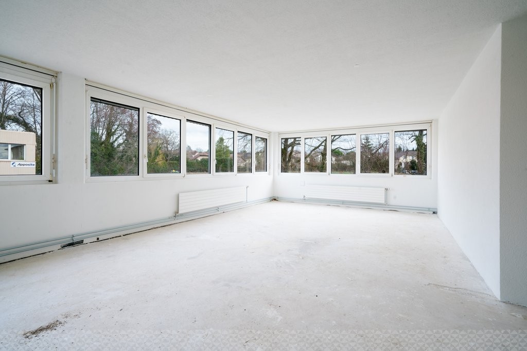 191m² office