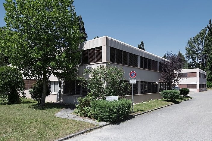 191m² office