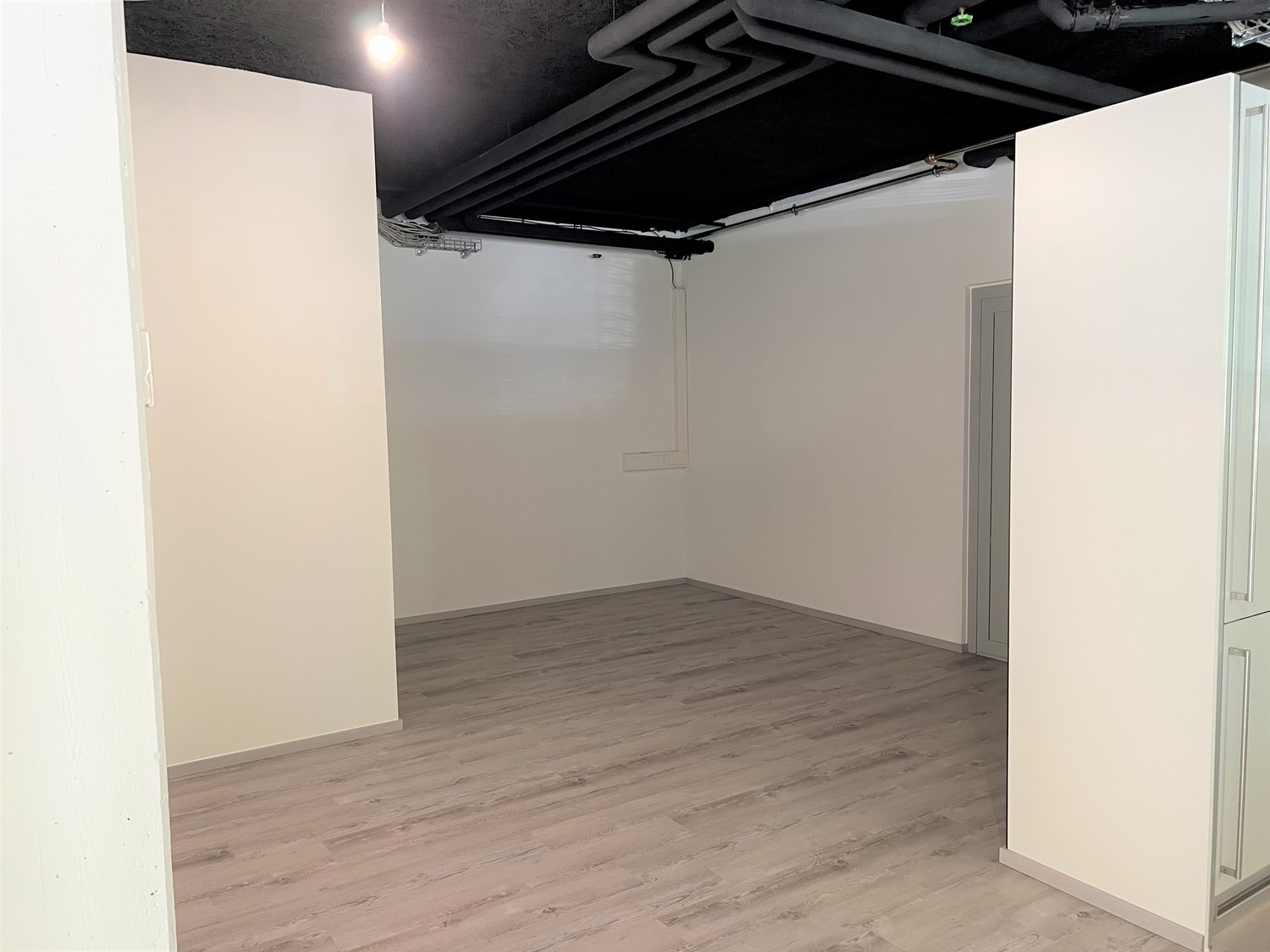 80m² hobby room