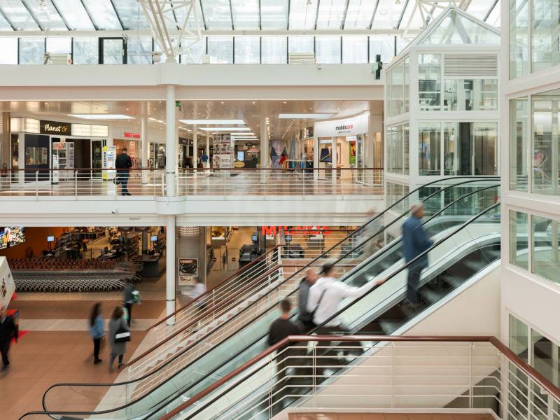 312m² arcade