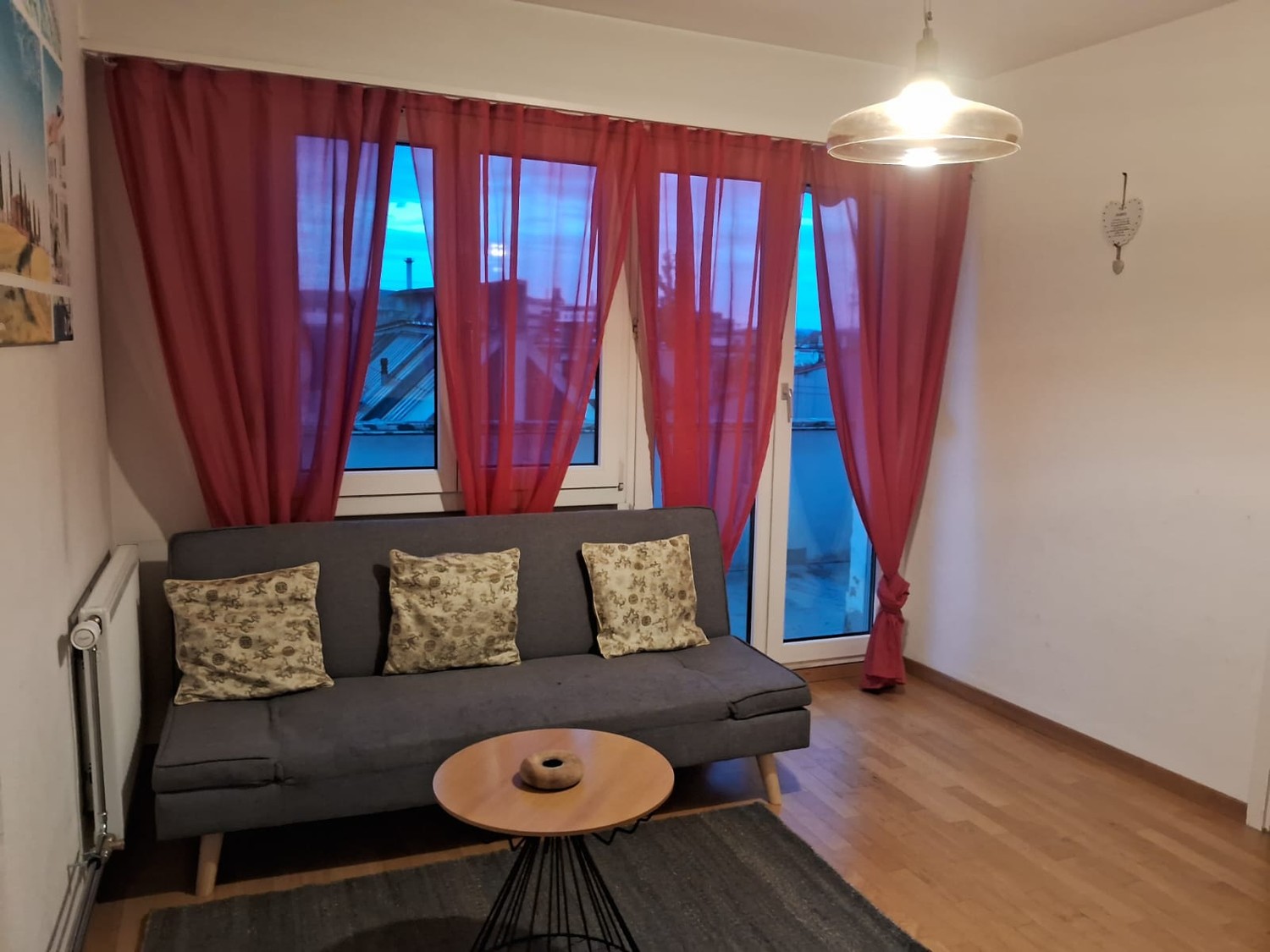Möblierte 2 ½ Zimmer Wohnung