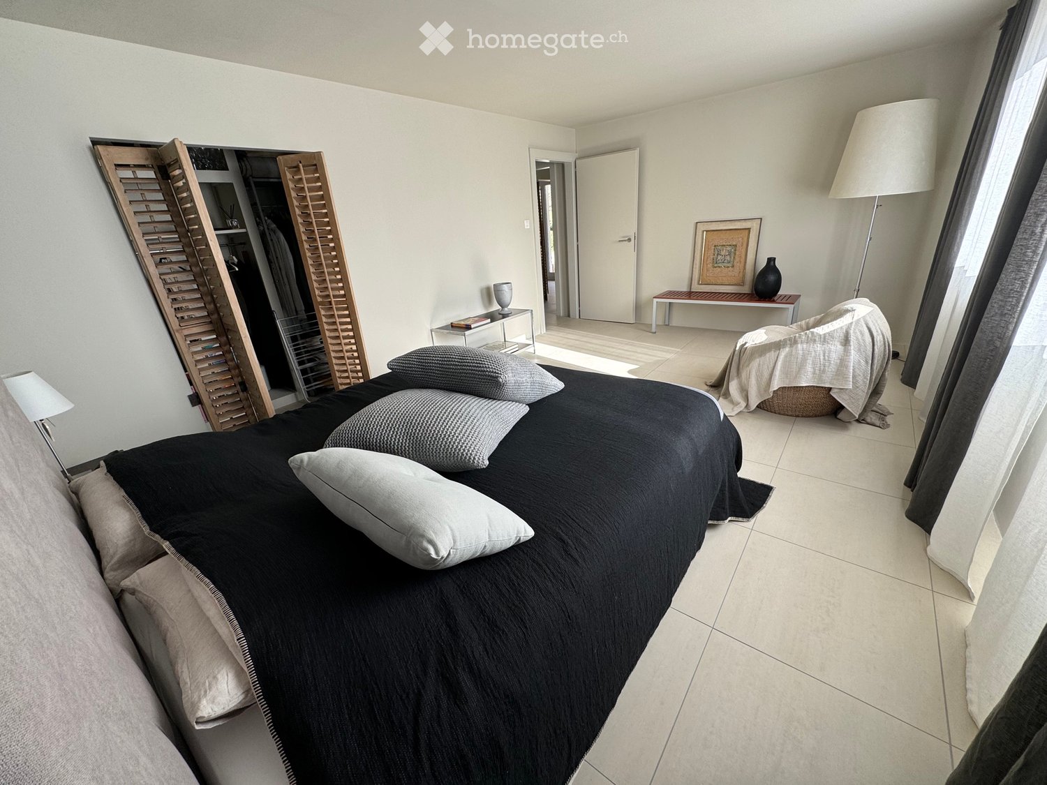 1 room single room
