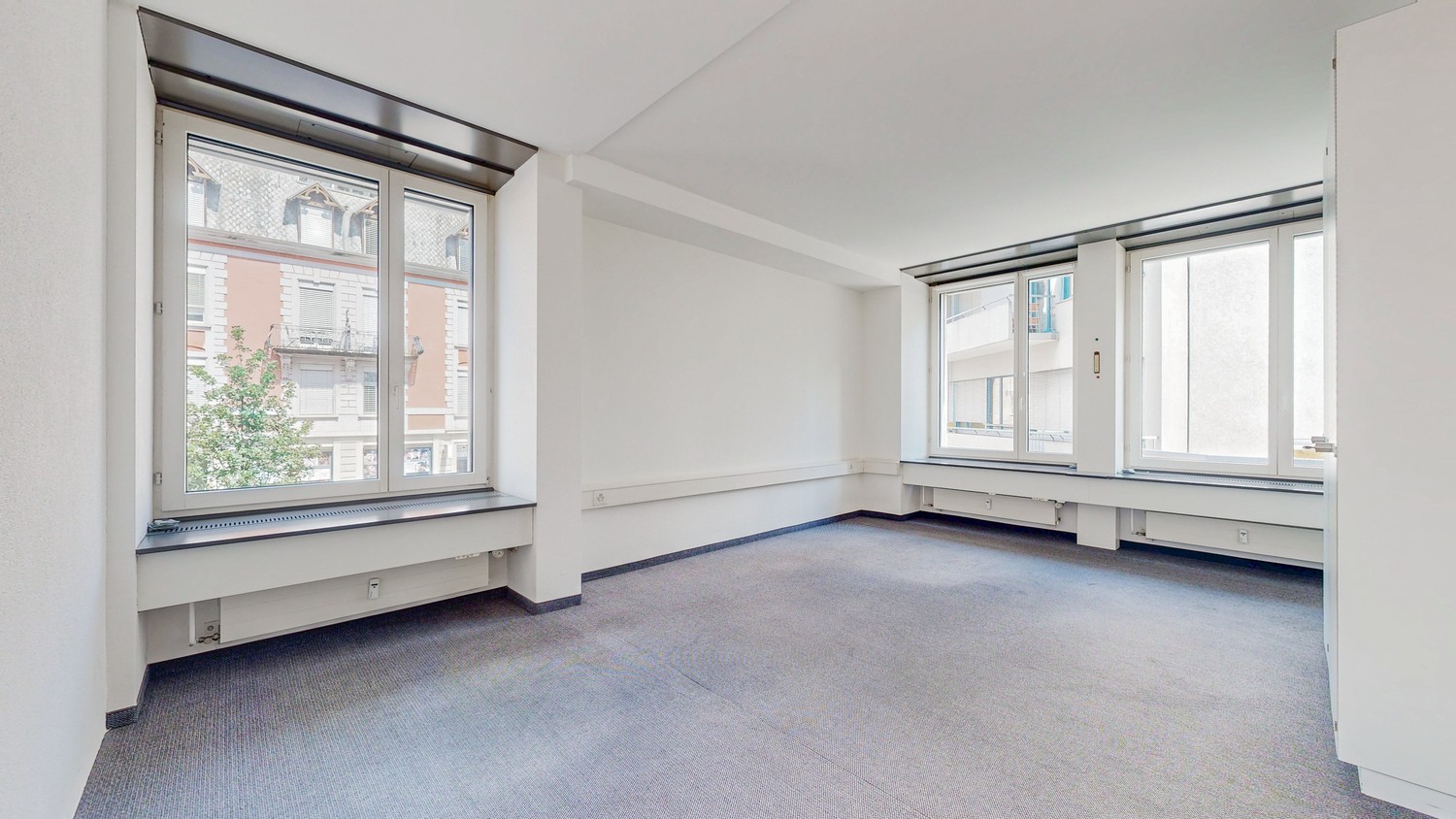 456m² office