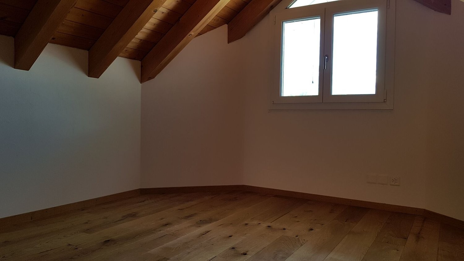 Appartement en attique de 4 ½ pièces