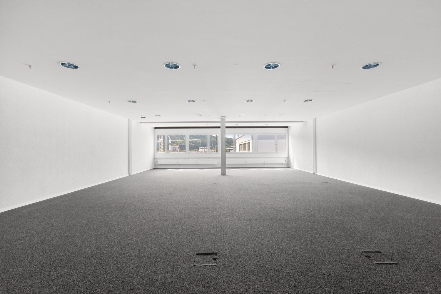 134m² office