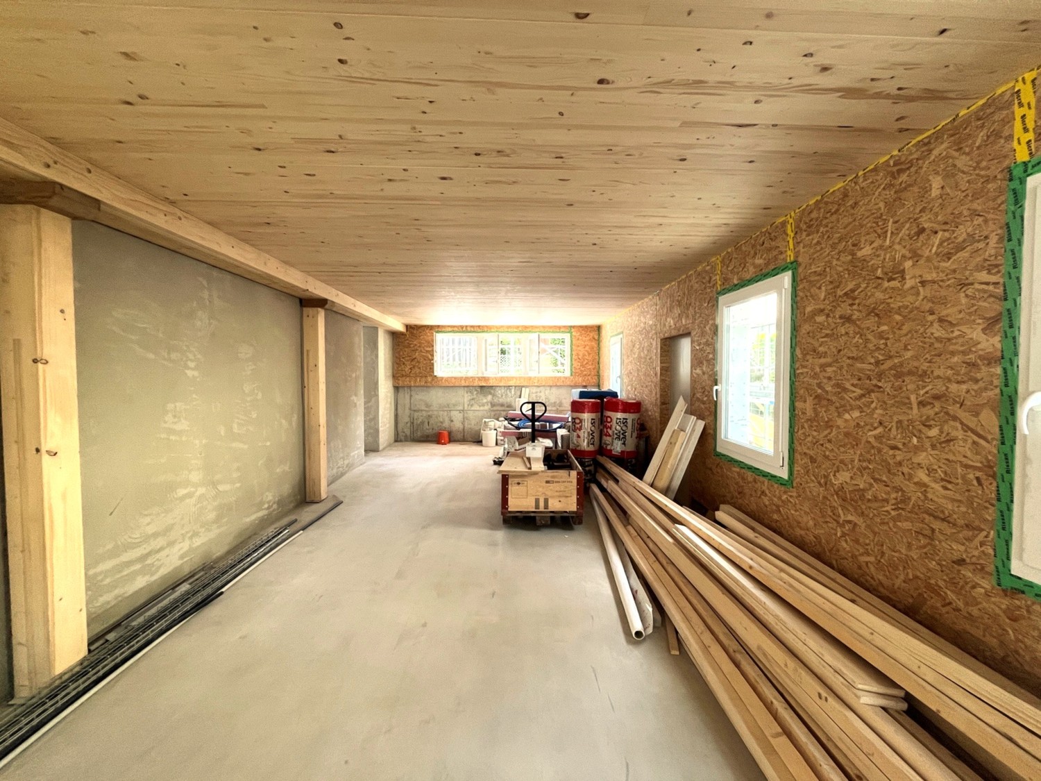 400m² commercial