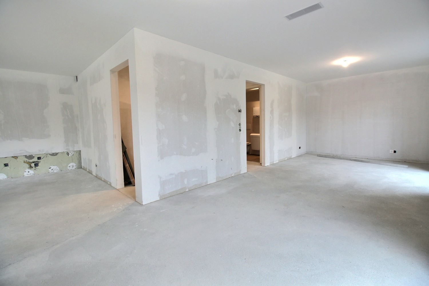 55m² office
