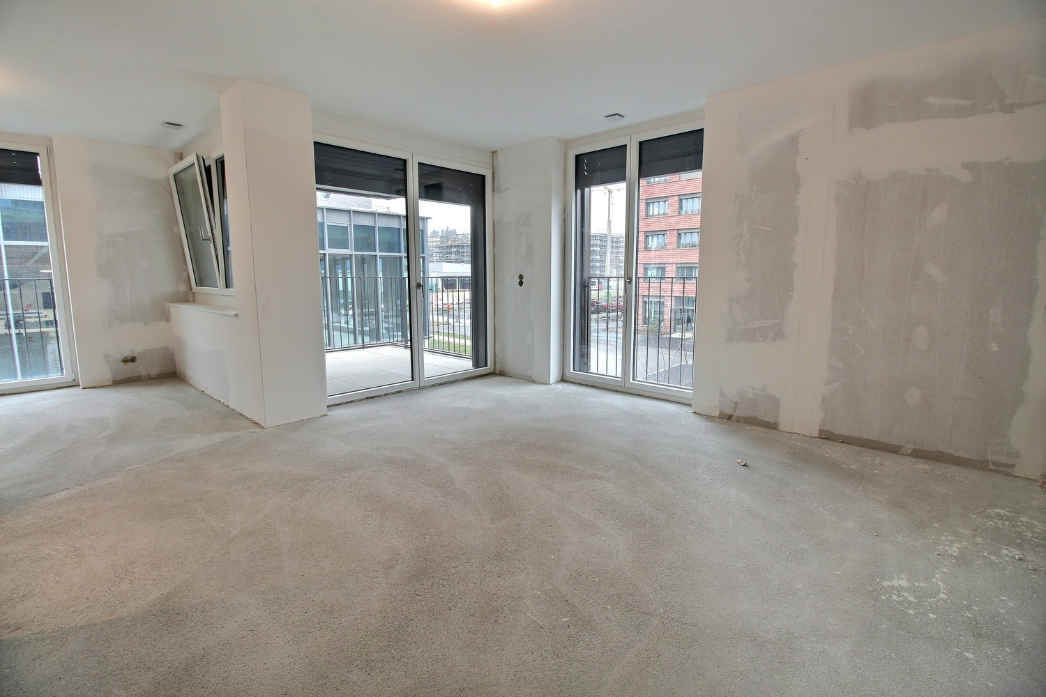 55m² office