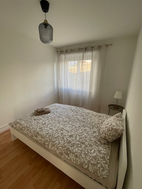 4 rooms furnished flat