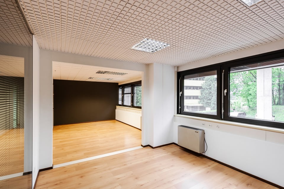 365m² bureau