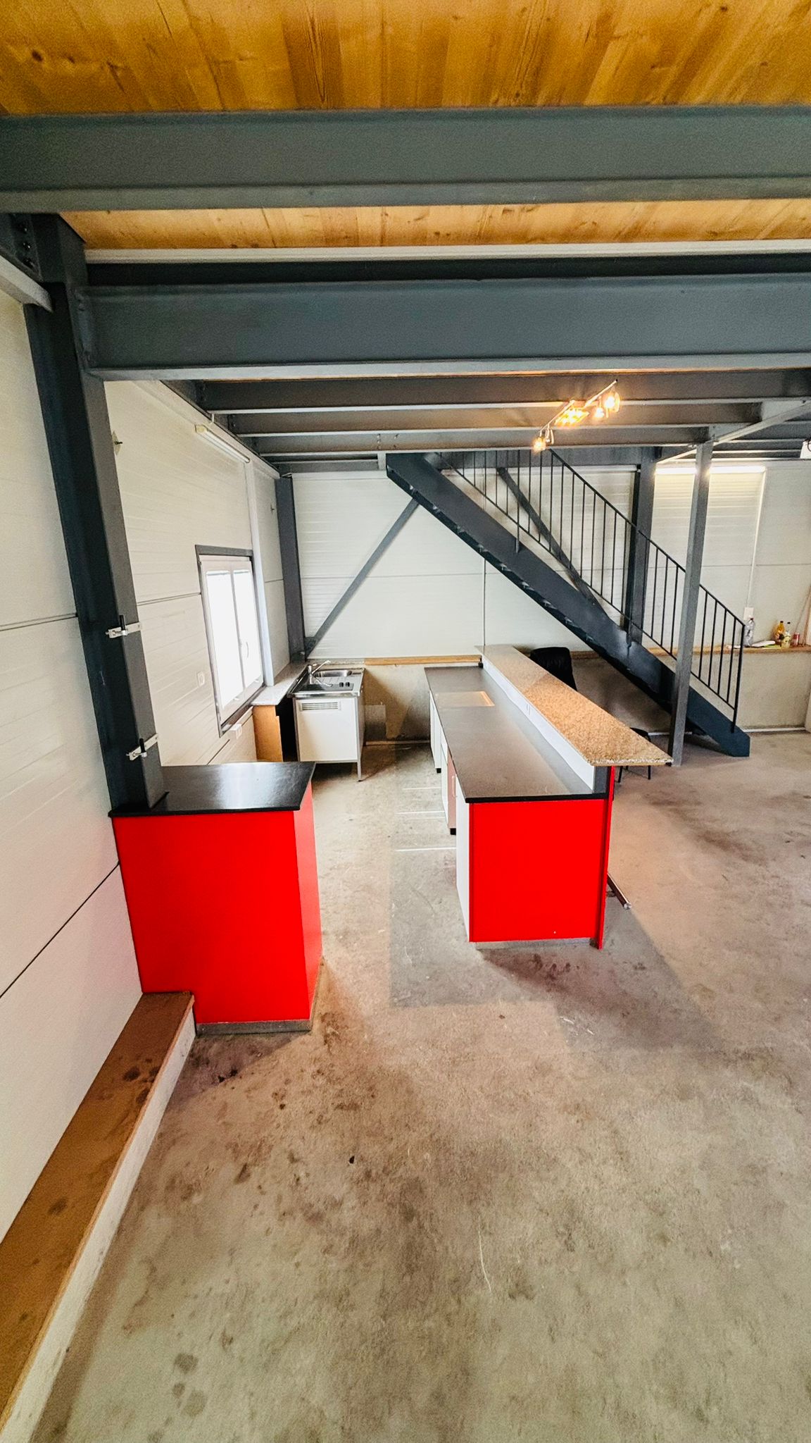 146m² commerciale