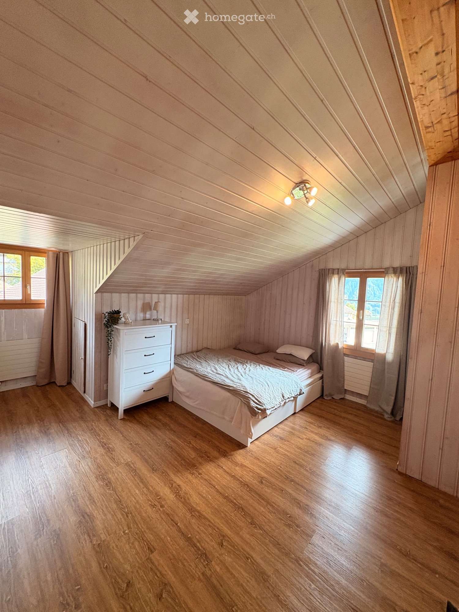5 rooms apartment