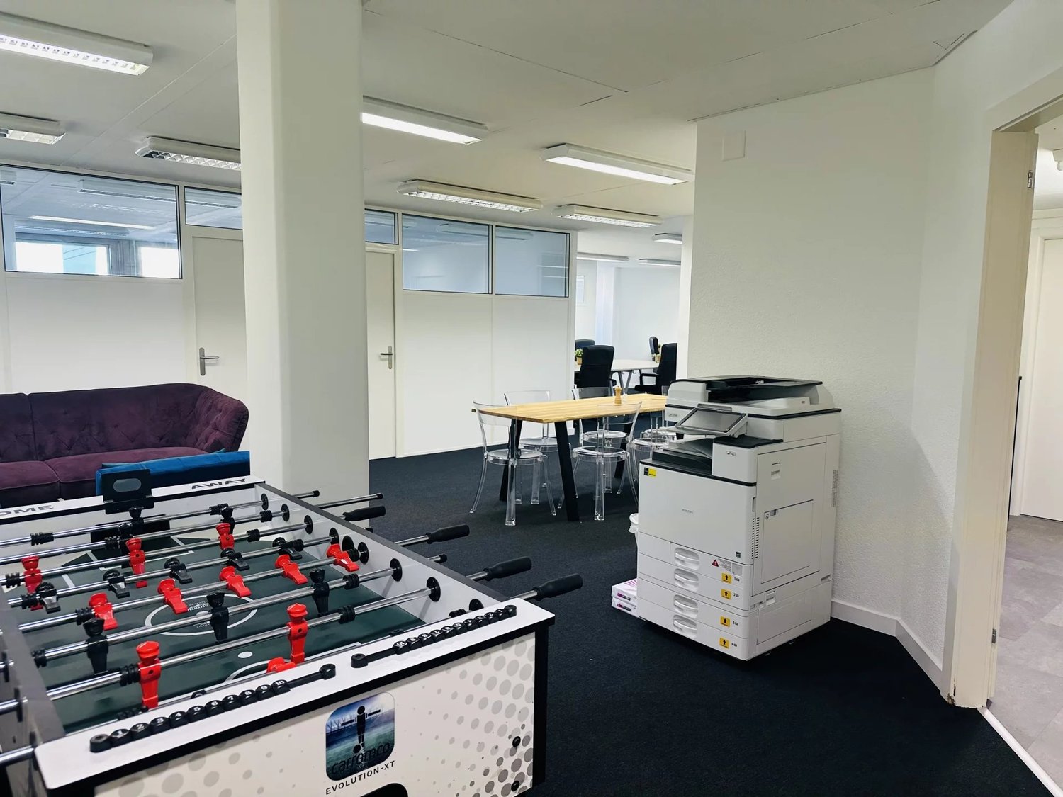 12m² office