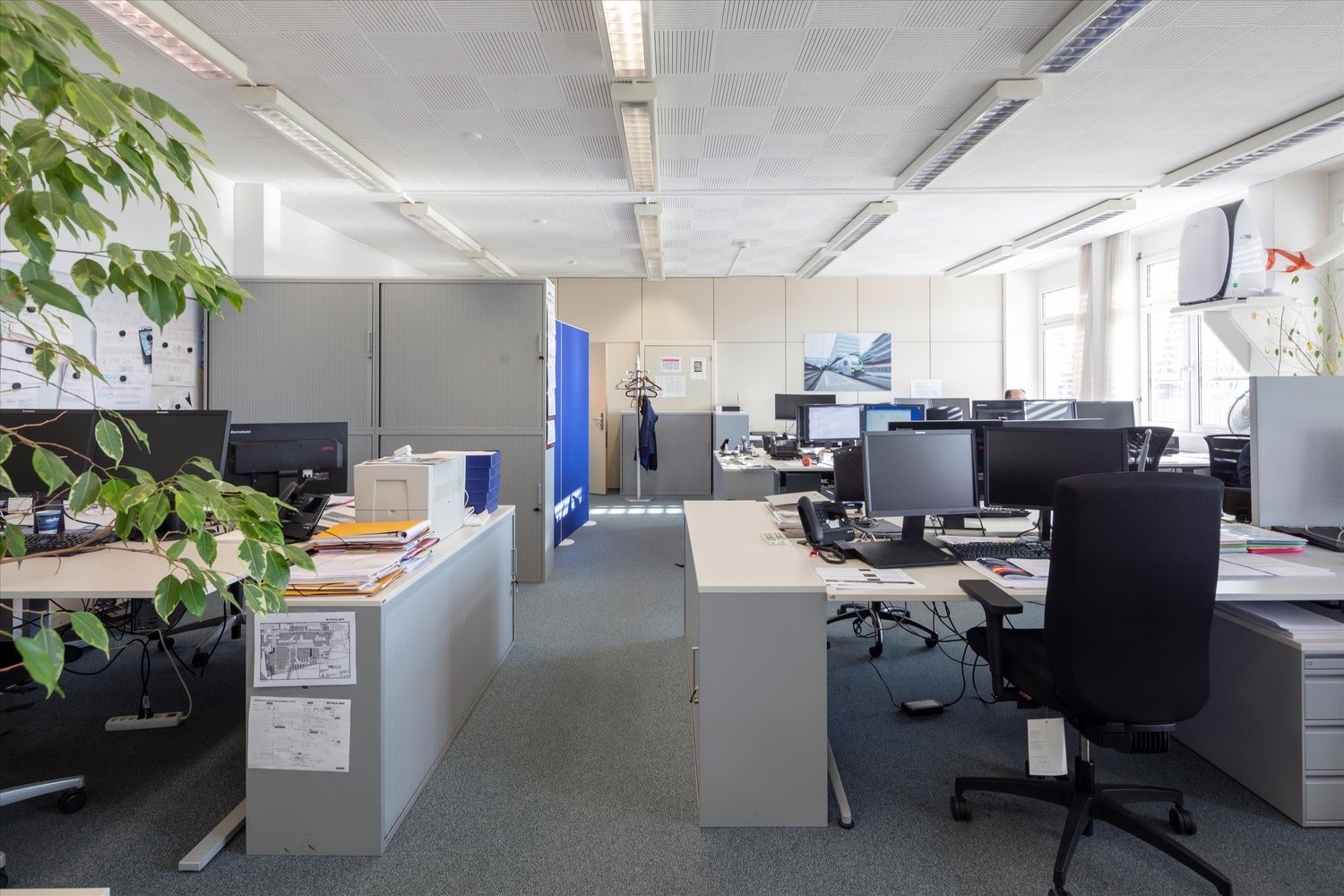 23m² office