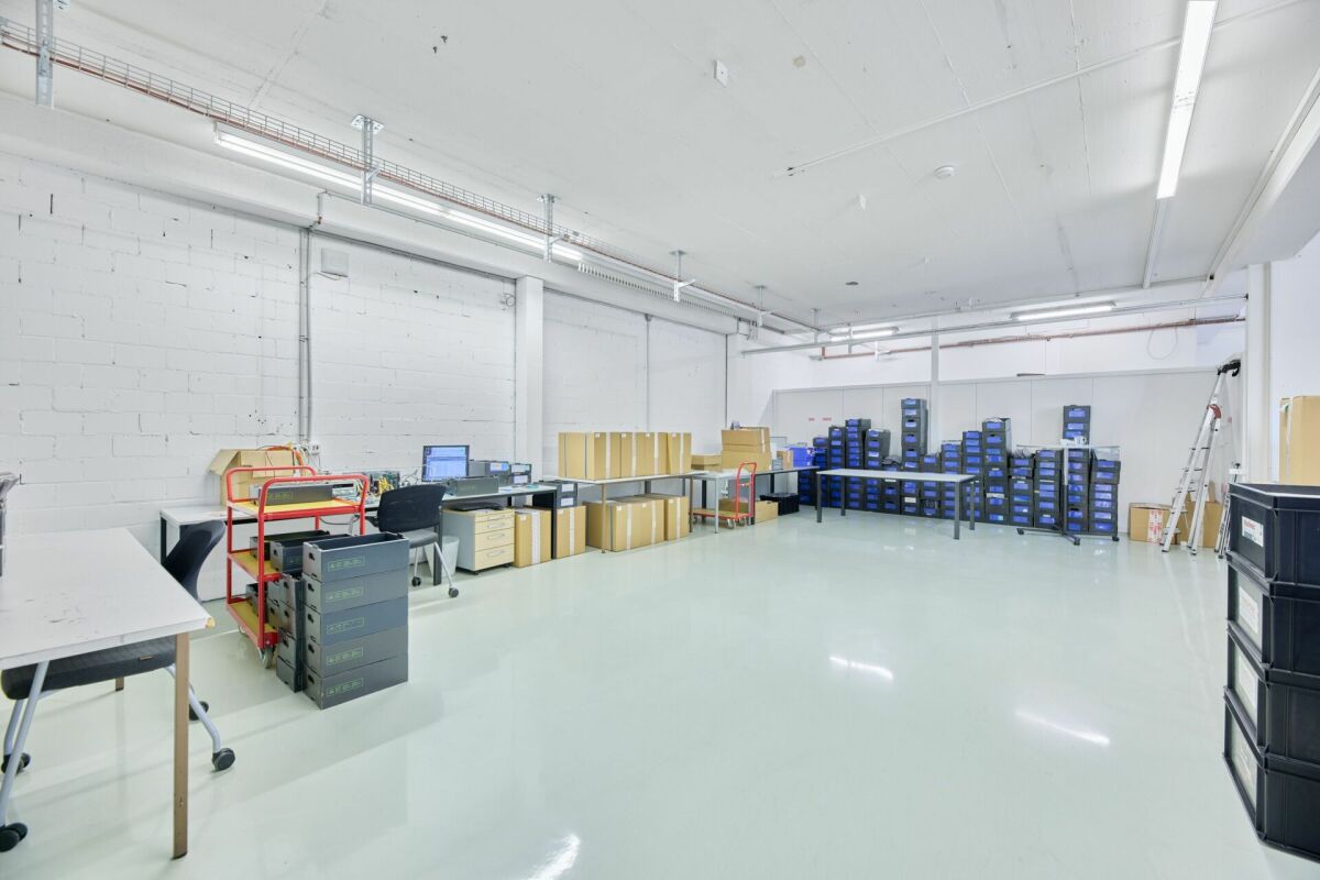officina da 1550m²