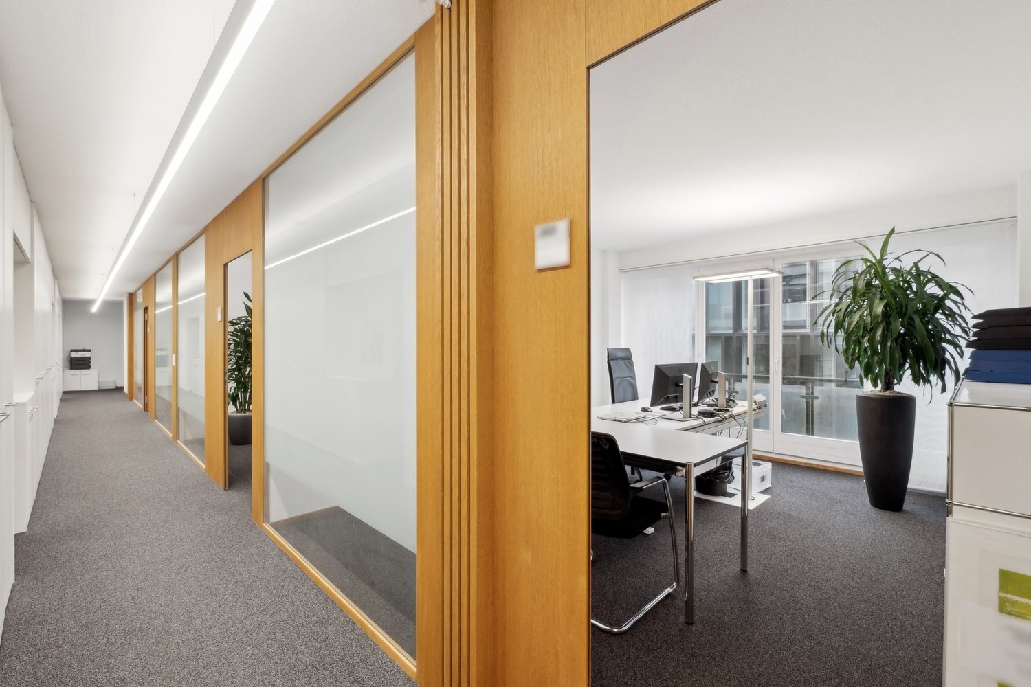 30-70m² office