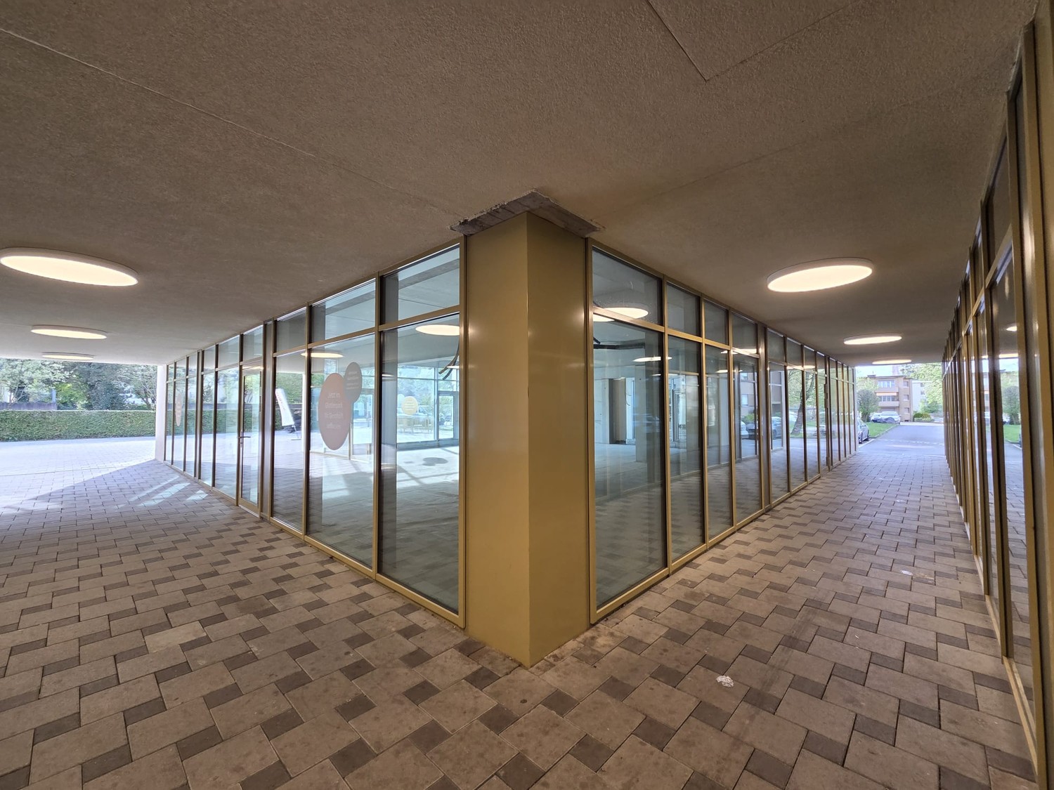 212-212m² abitazione / edificio commerciale