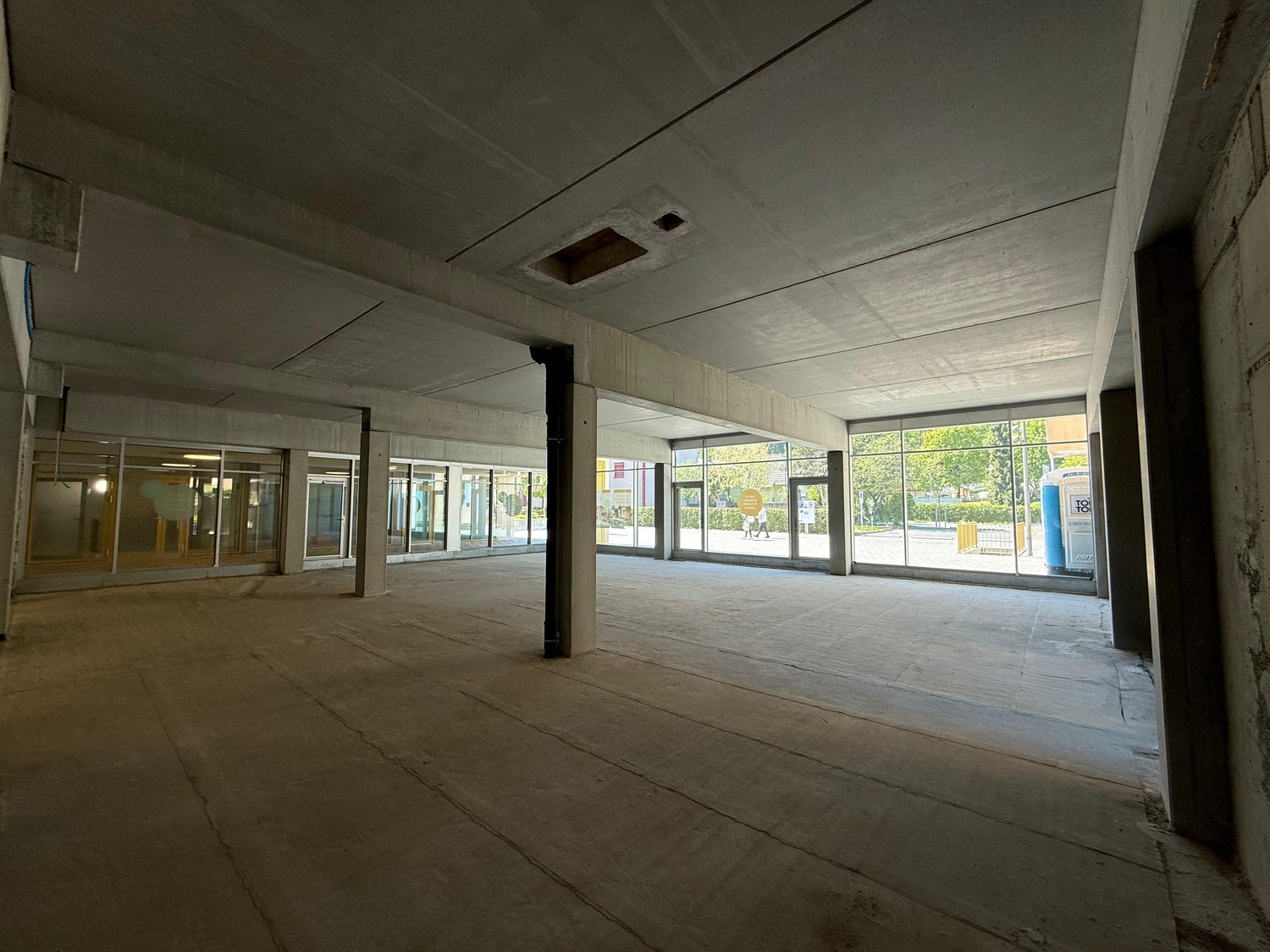 212-212m² abitazione / edificio commerciale