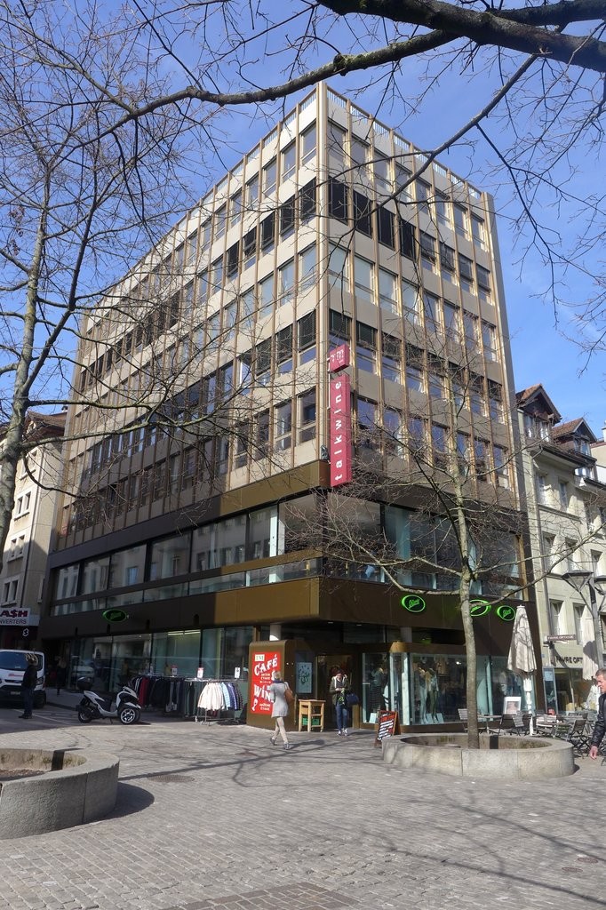 790m² restaurant