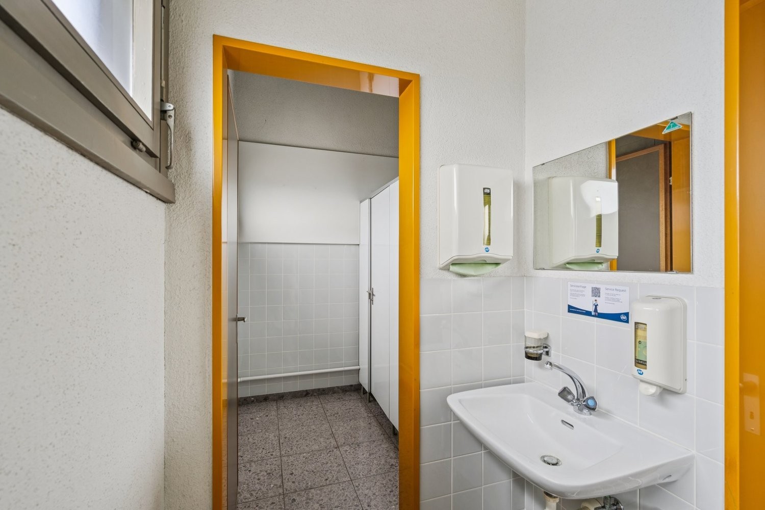 297m² deposito