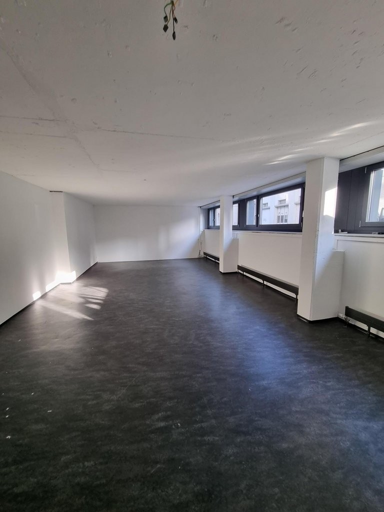 78m² commercial