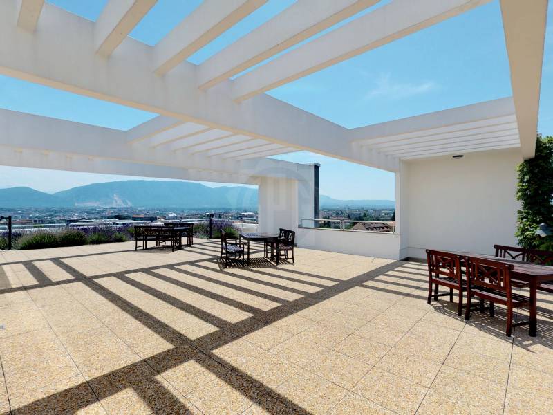 7 rooms apartment