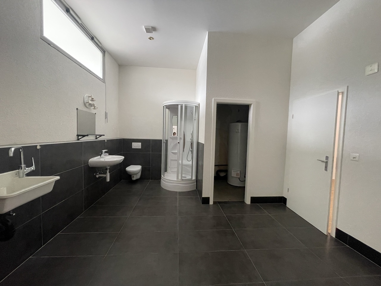 108m² commerciale