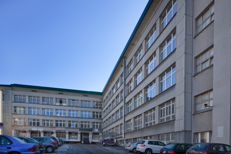 108m² commerciale