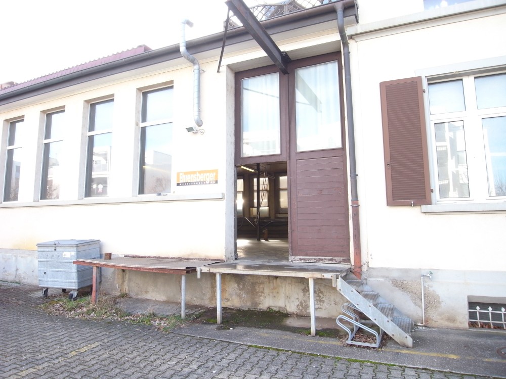 228m² commercial