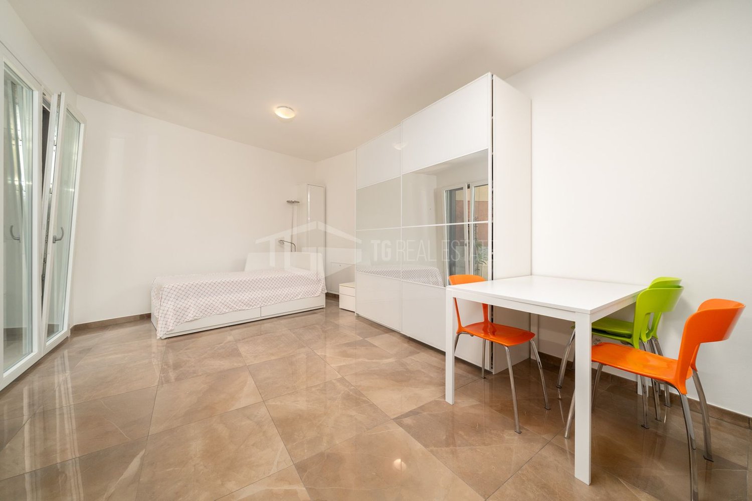 1 ½ Zimmer möblierte Wohnung
