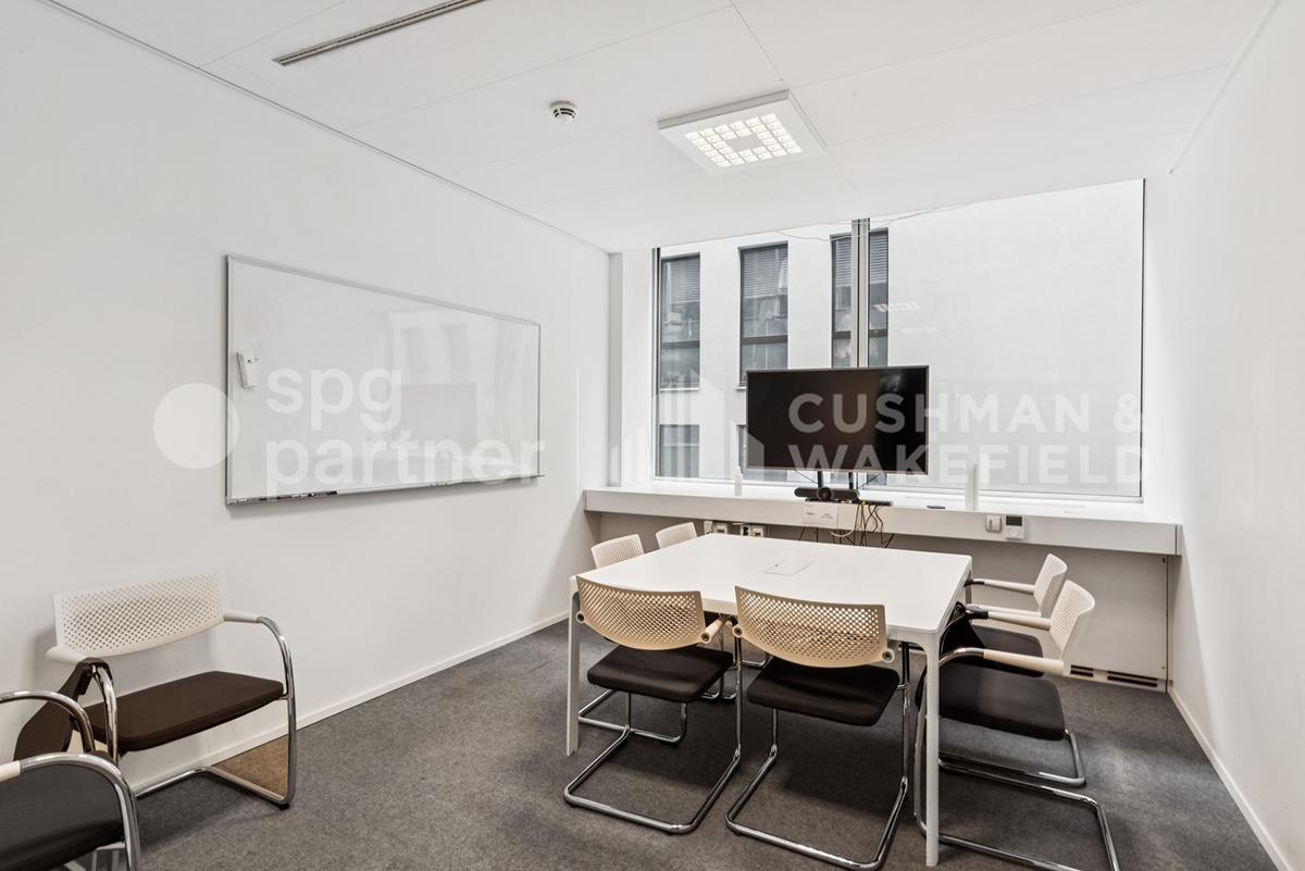 650m² Büro
