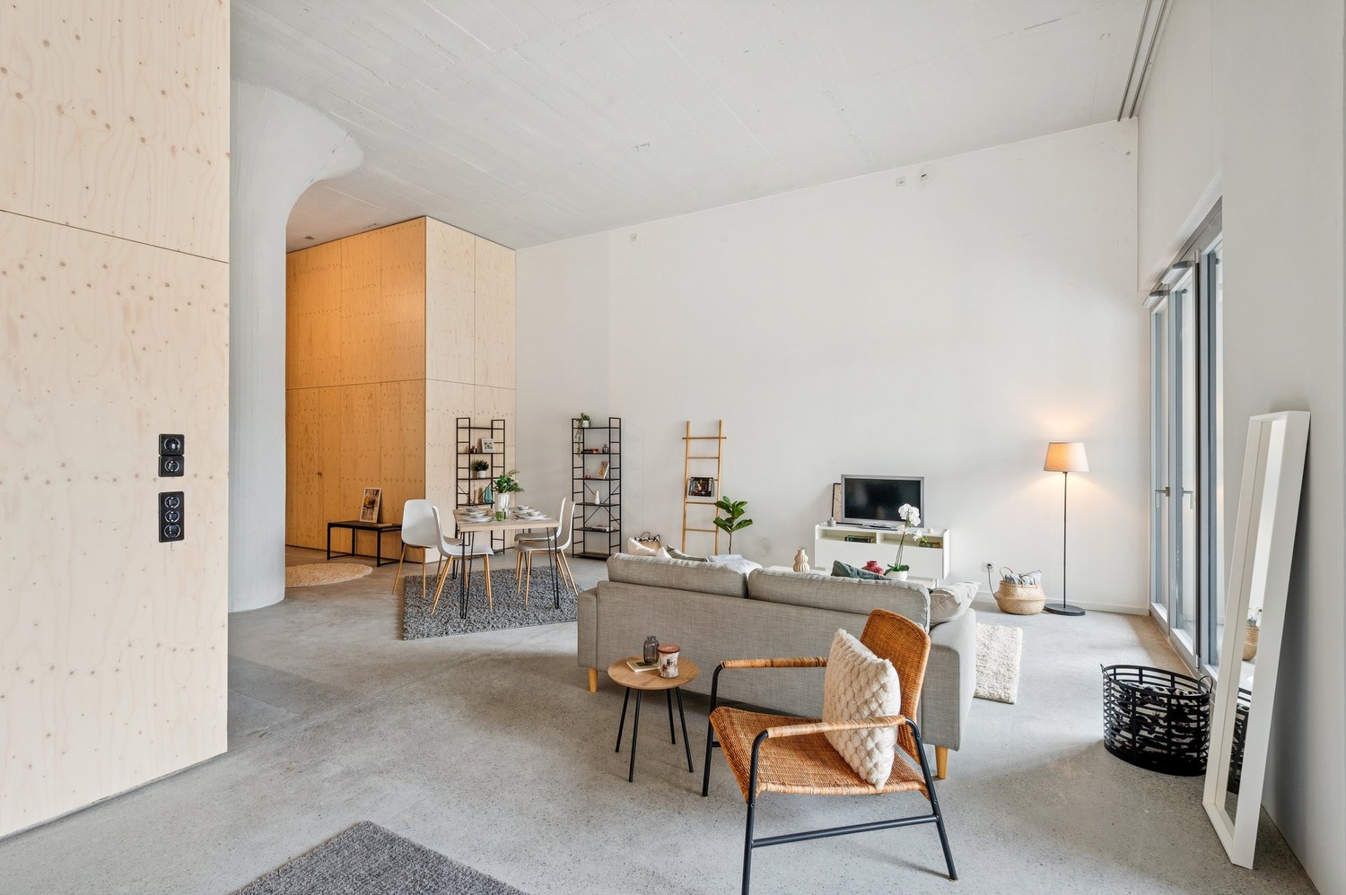 1 room loft