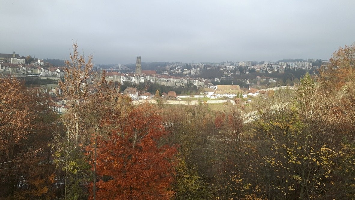 Unterirdischer Parkplatz