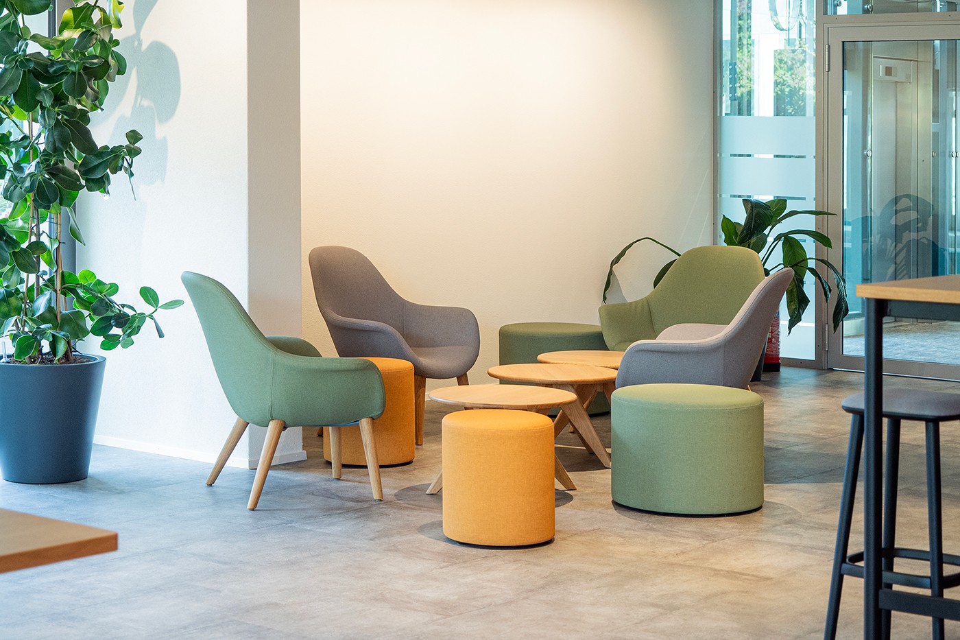 883m² bureau
