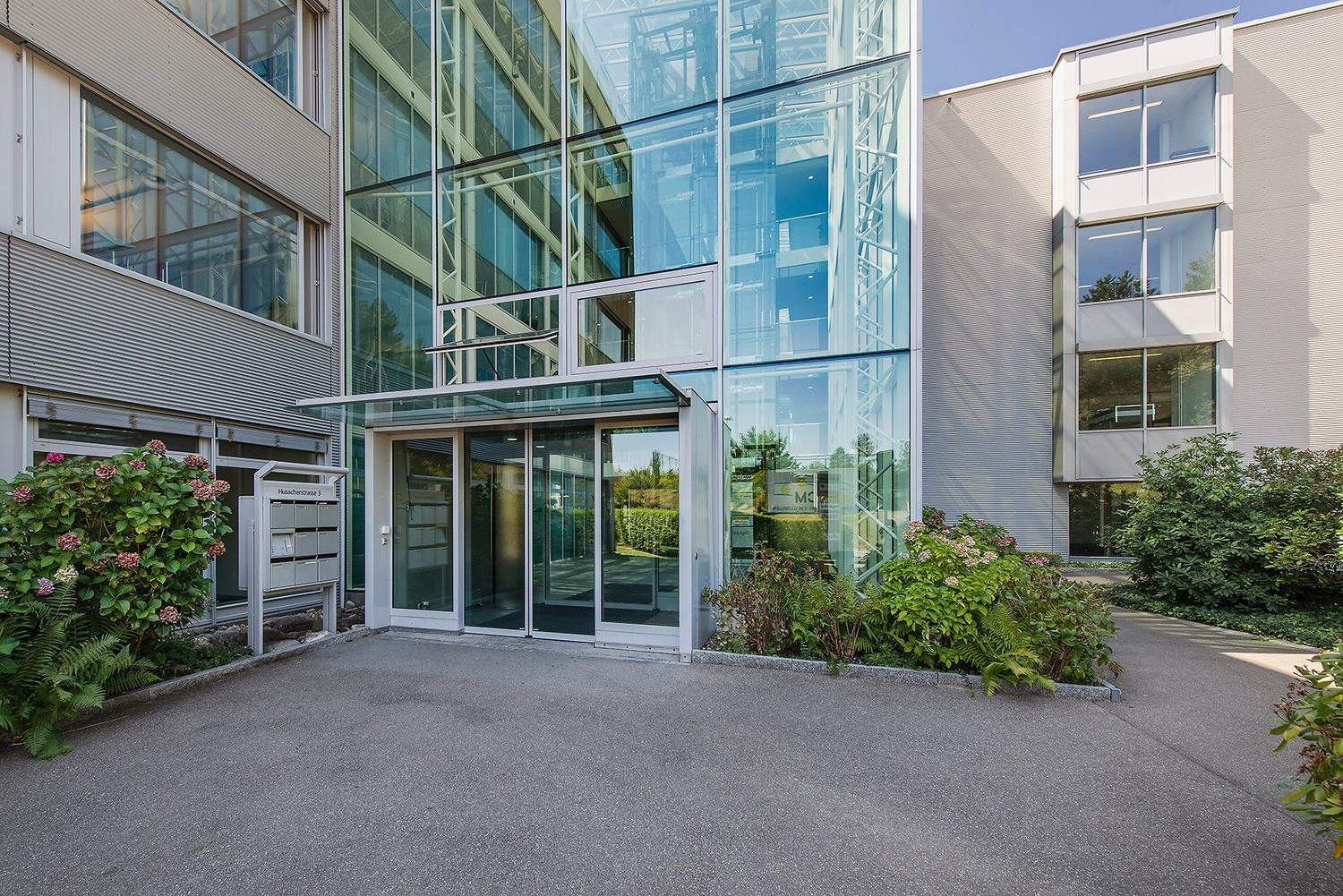 883m² bureau
