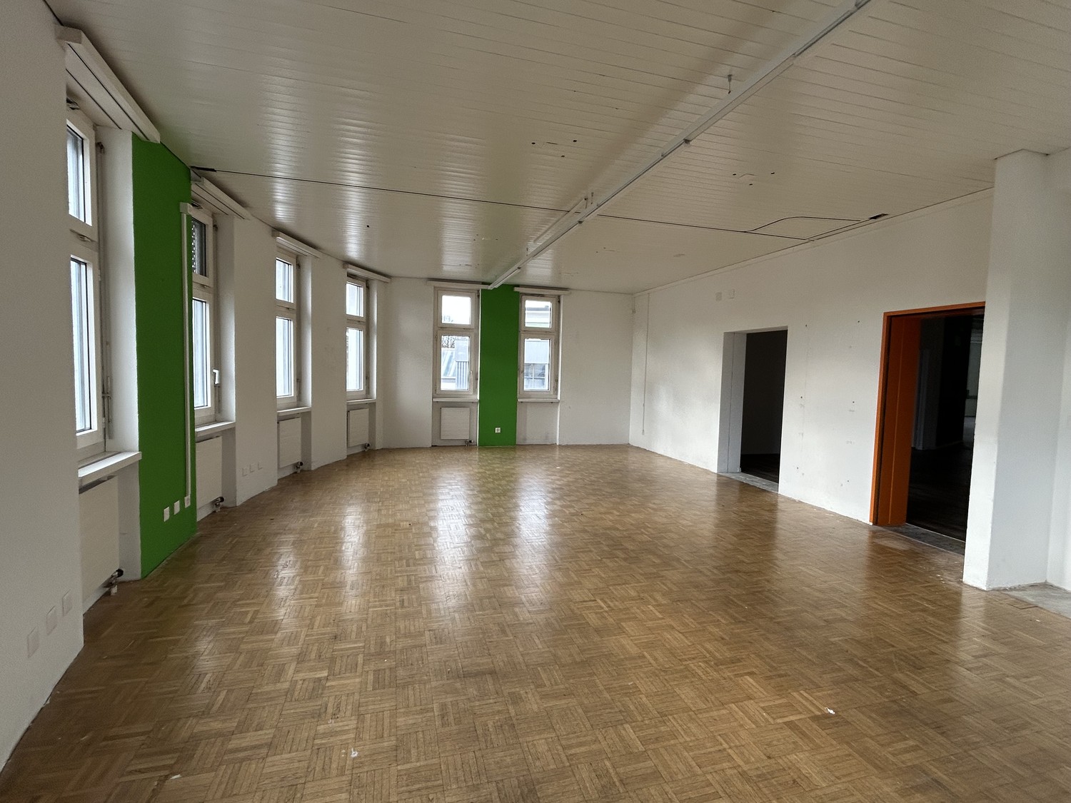 100-500m² ufficio