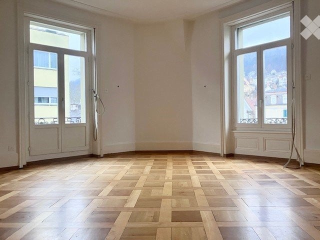 6 rooms apartment