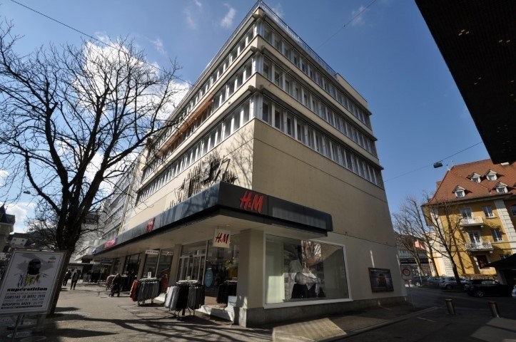 123m² office