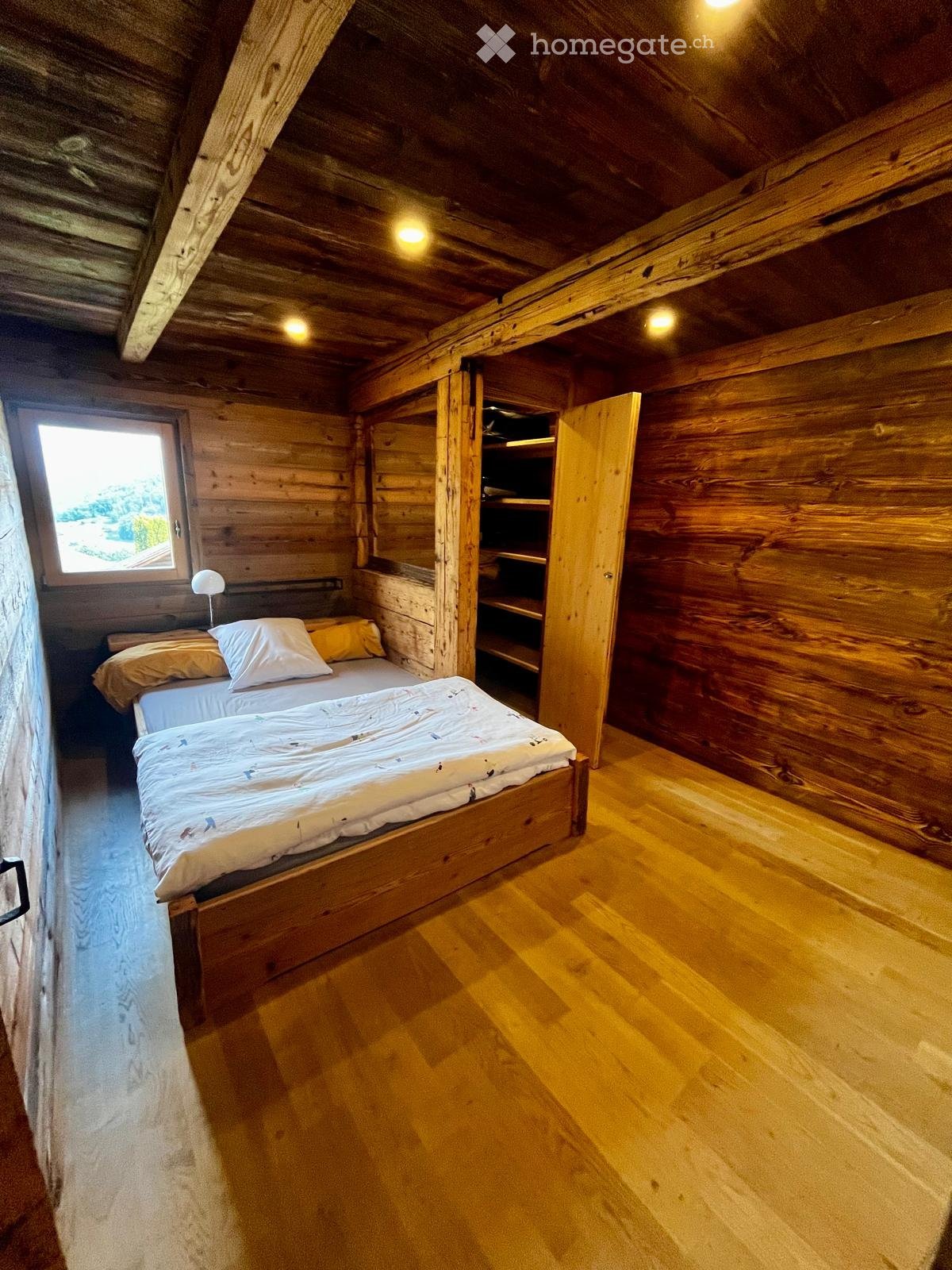 1 room single room