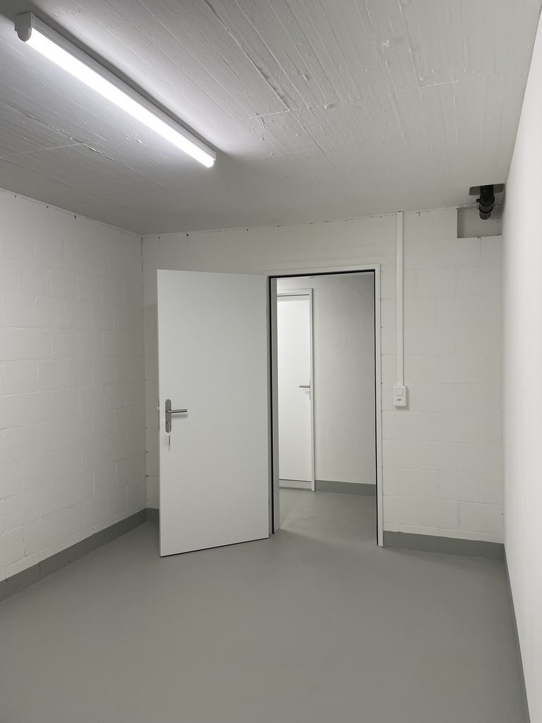 16m² storage room