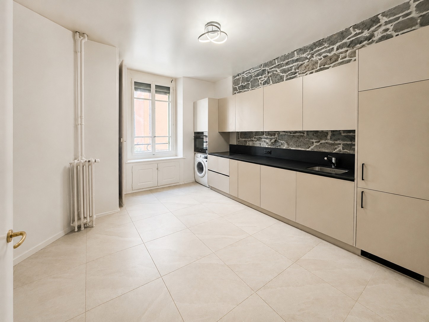4 rooms apartment