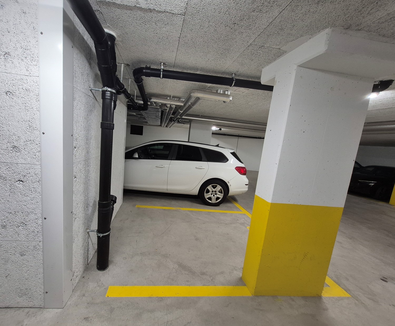 Underground slot