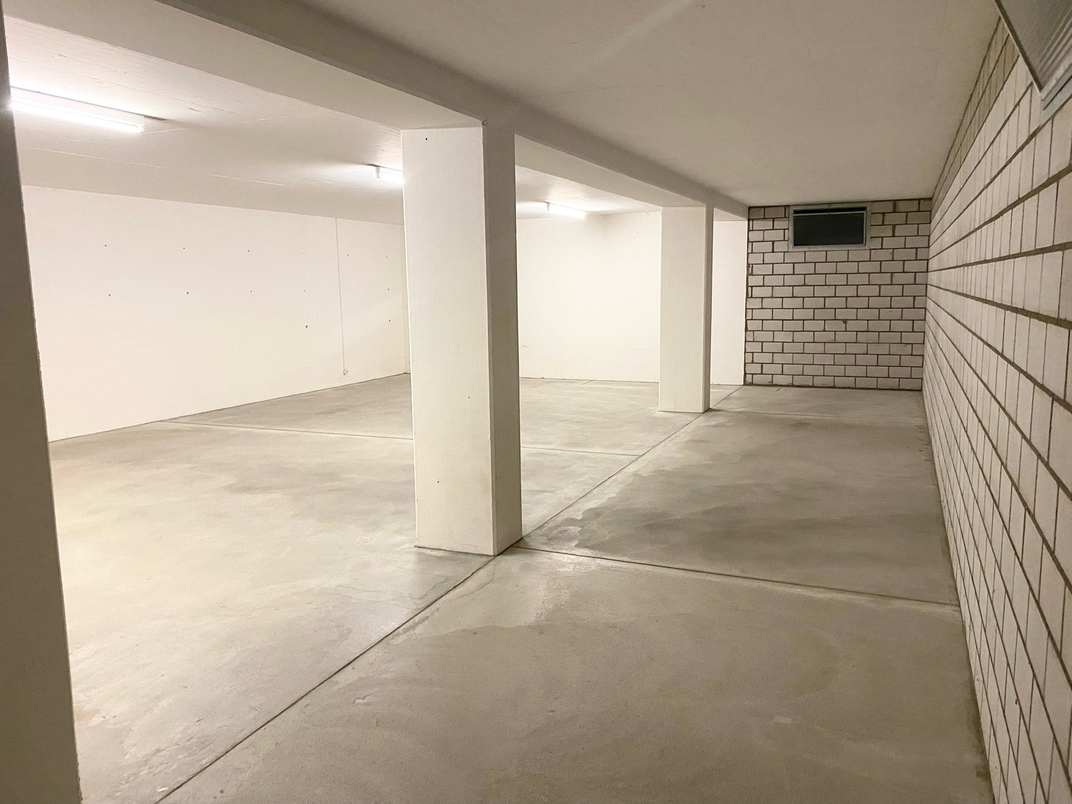 144m² commercial